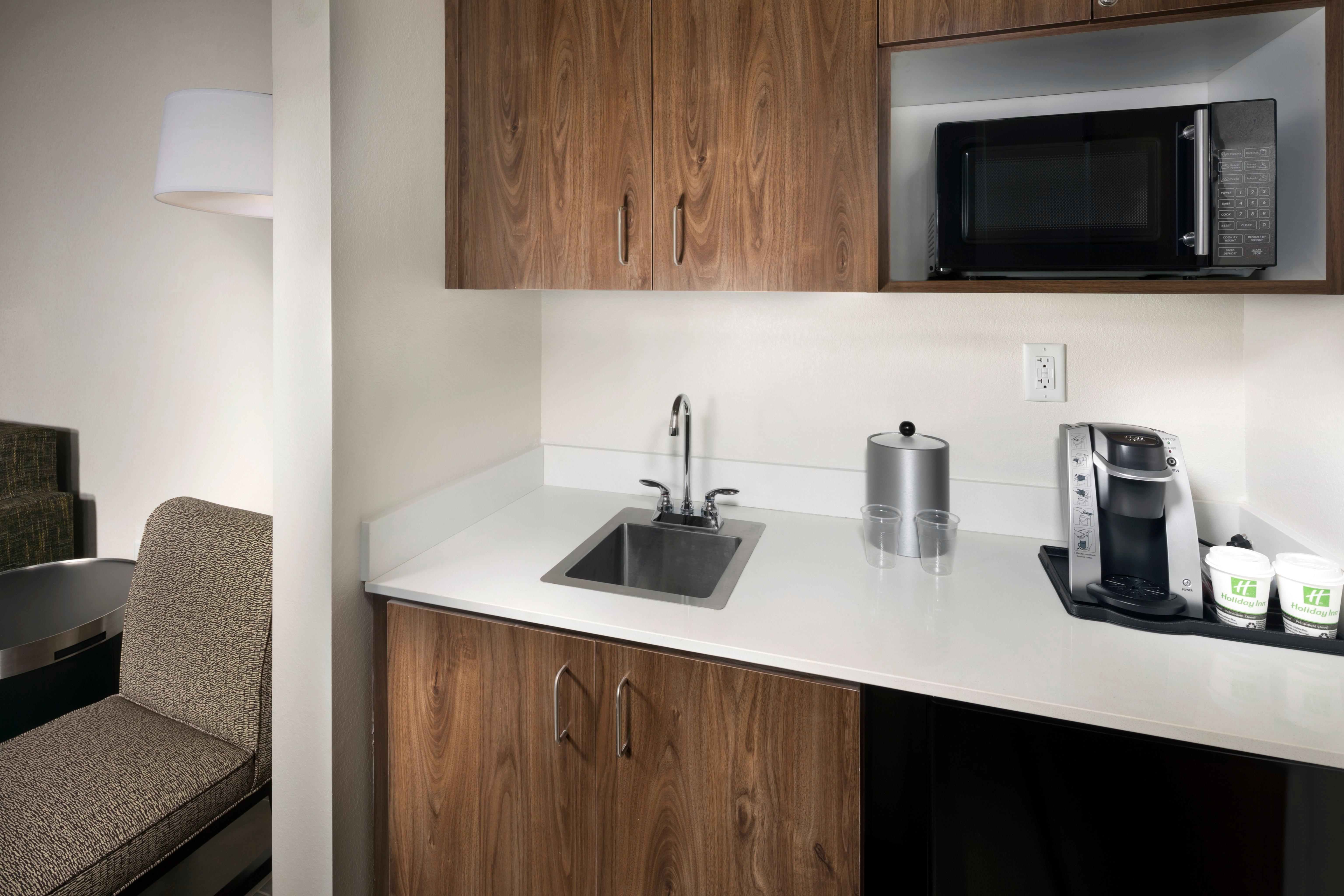 Holiday Inn & Suites Arden - Asheville Airport By Ihg Eksteriør bilde